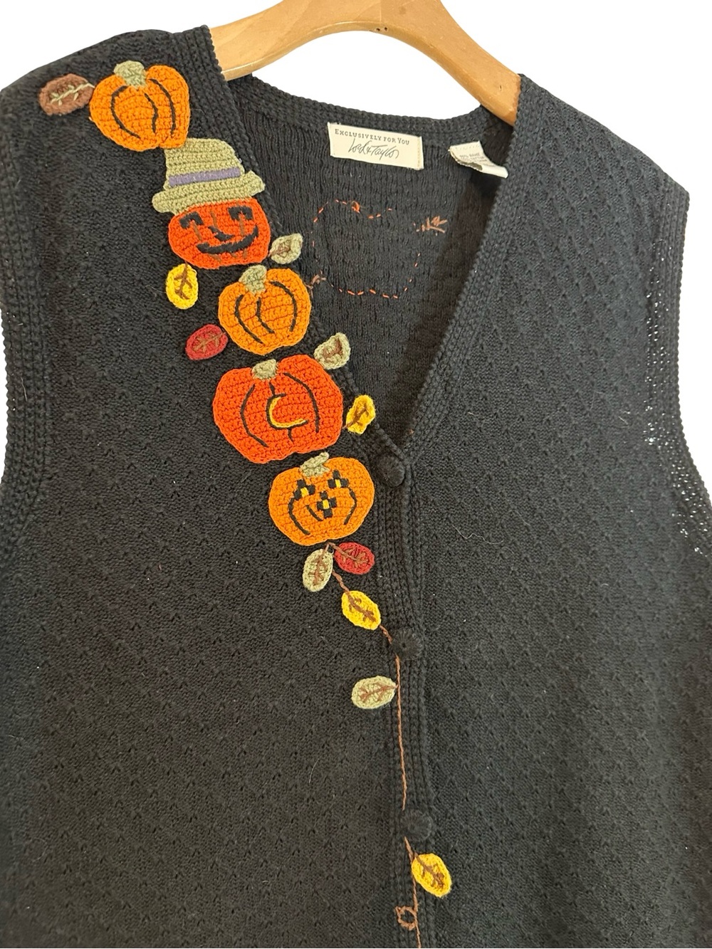Lord & Taylor Karen Scott Vintage L Black Orange Pumpkin Halloween Sweater Vest